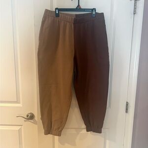 Hollister Brown Ultra High-Rise SweatPants
